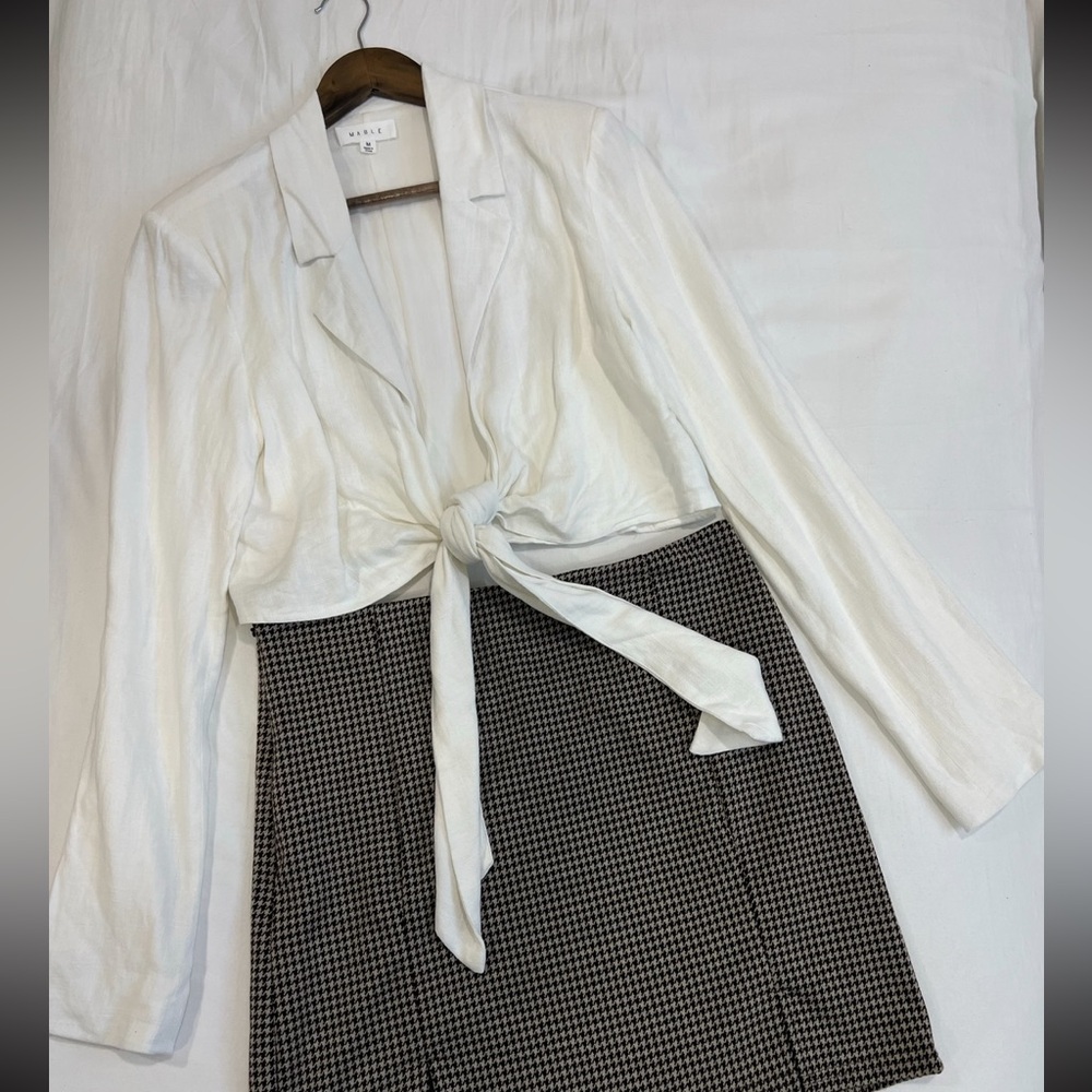 Mable Anthropologie Tie Front Cropped Blouse Cream Cottagecore/ beach vibes top